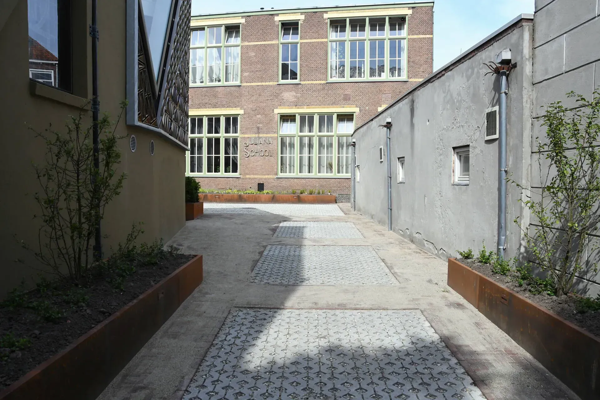 Renovatie van tuin pand De Utrecht in Leeuwarden